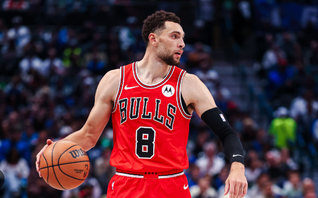 La star des Bulls, Zach LaVine, est blessée alors que l'équipe entame sa saison par une série de trois victoires